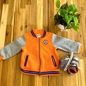 24M / 2T Converse Bundle Chuck Taylor All Star Sweater + Size 5 Shoes match set